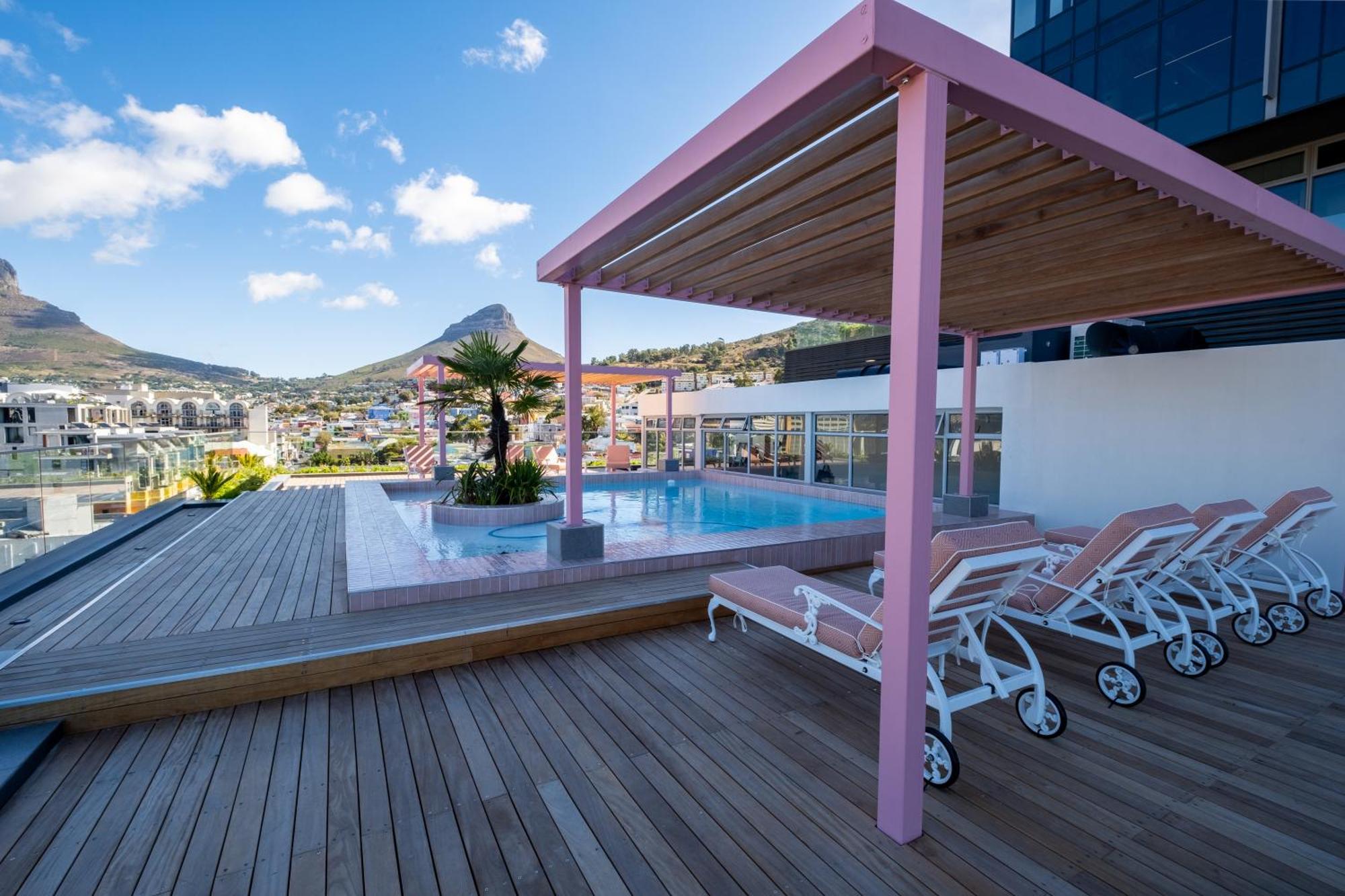 The Rose 704: Floor Modern Cape Town
